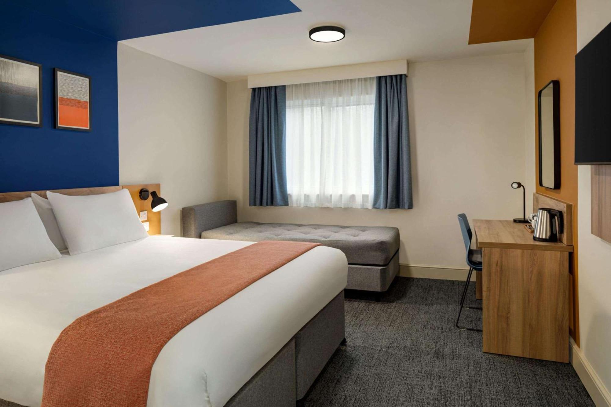 Days Inn Chesterfield - Tibshelf Eksteriør bilde